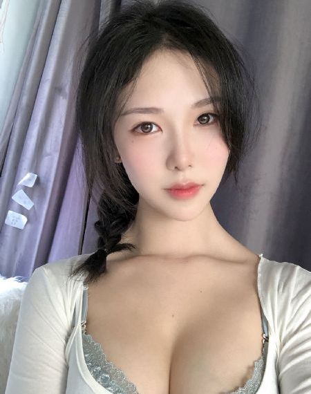 懂色av粉嫩av蜜乳av_超清手机免费观看完整