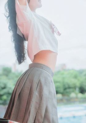 公交车挺进嫩苞疼哭h_DVD在线播放观看